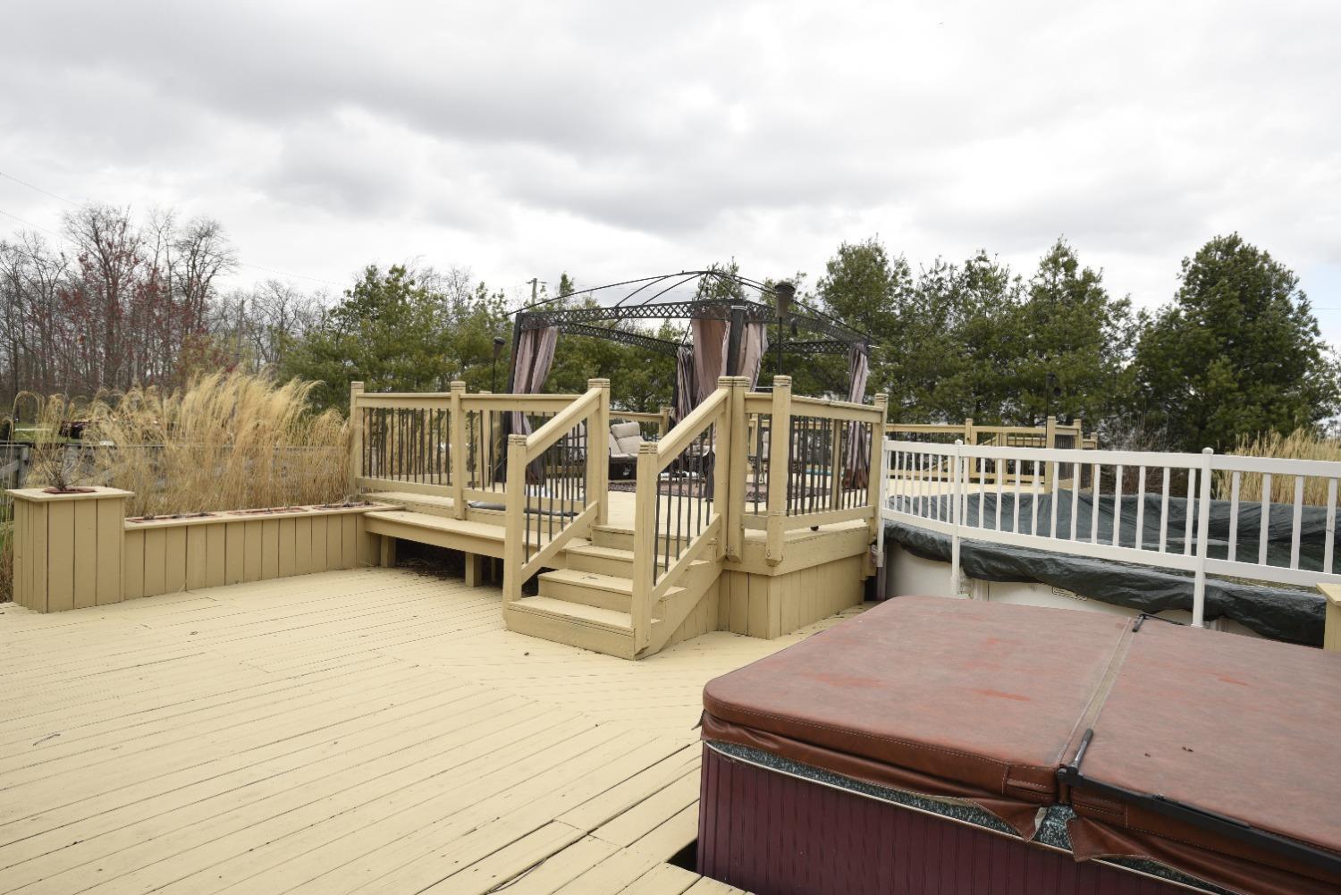 1848 Center Road Wilmington, OH 45177 - Photo 4 of 48 Gallery Image 4
