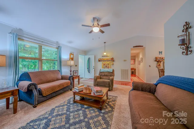 $399,000 | 345 Sycamore Ridge Drive, Mars Hill, NC 28754