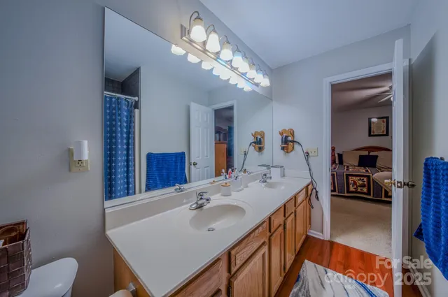 $399,000 | 345 Sycamore Ridge Drive, Mars Hill, NC 28754