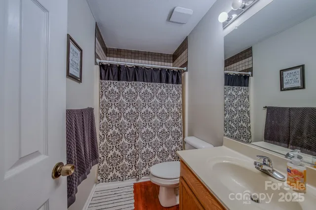 $399,000 | 345 Sycamore Ridge Drive, Mars Hill, NC 28754