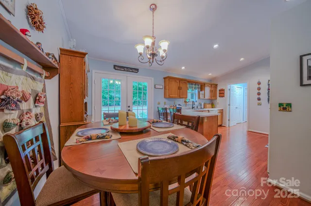 $399,000 | 345 Sycamore Ridge Drive, Mars Hill, NC 28754