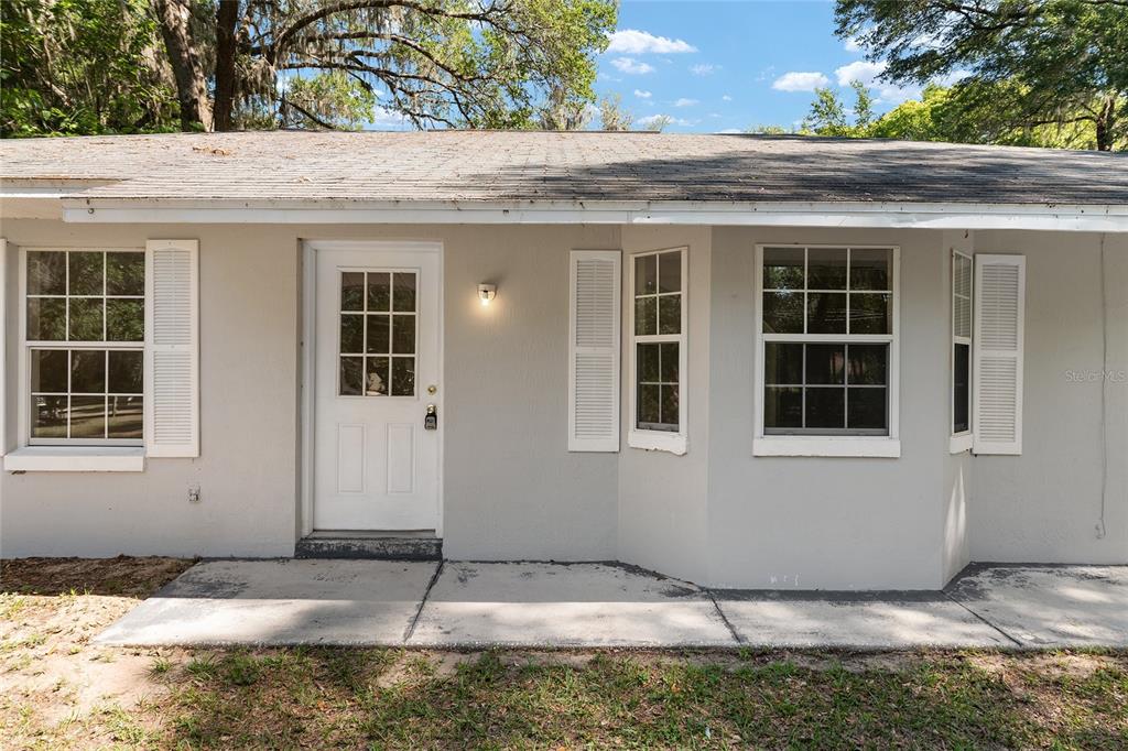4329 Northwest 155th Street Reddick, FL 32686 - Photo 10 of 52 a backyard of a house