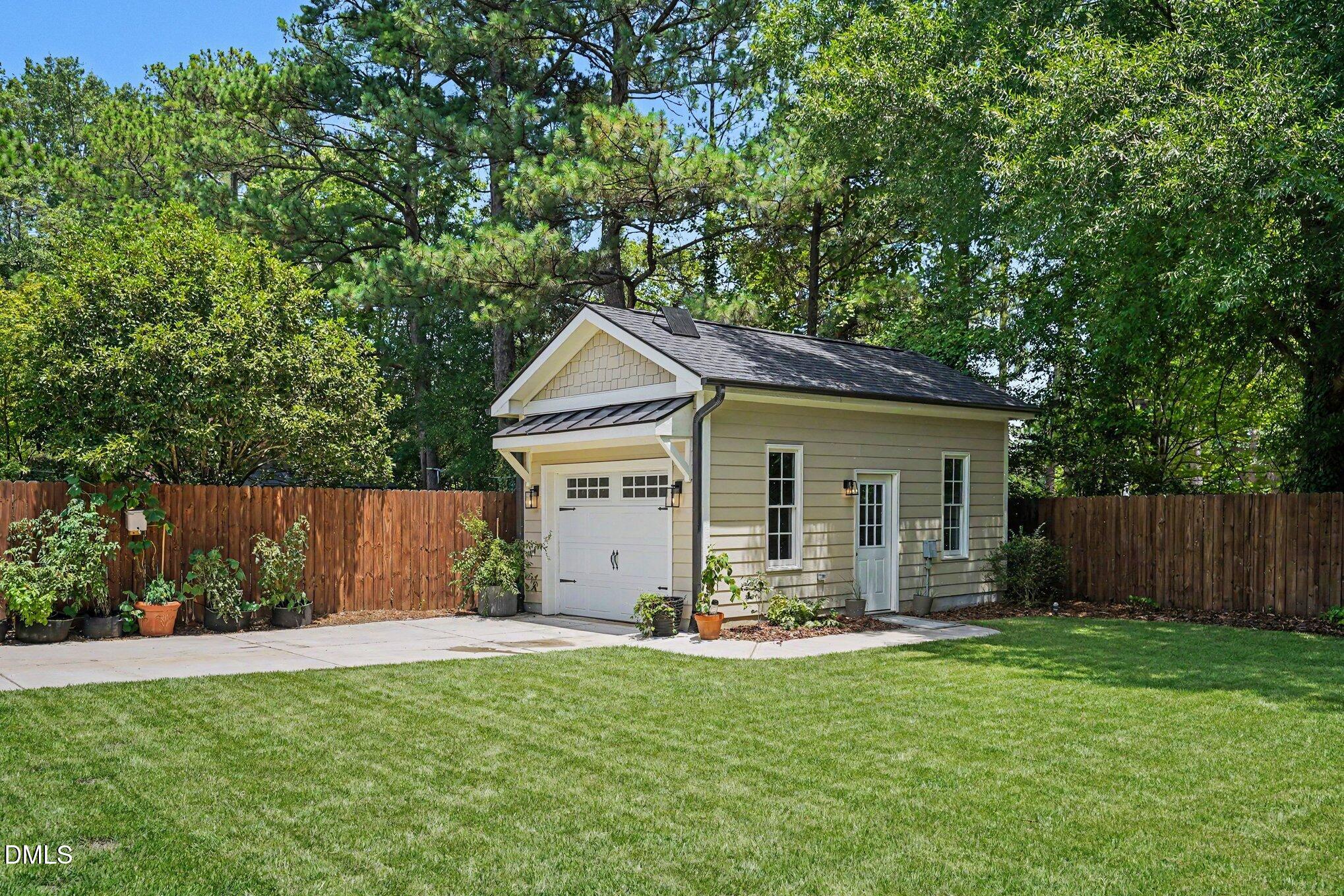 308 North King Charles Road Raleigh, NC 27610 - Photo 28 of 31 036_file_4009