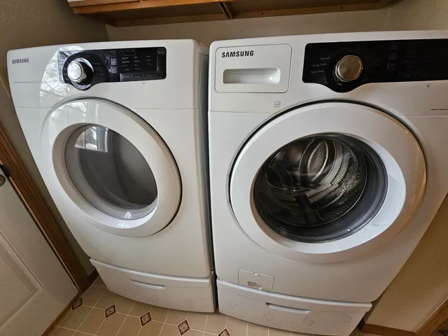 $294,500 | 215 Sarah Circle, Rockland, WI 54653