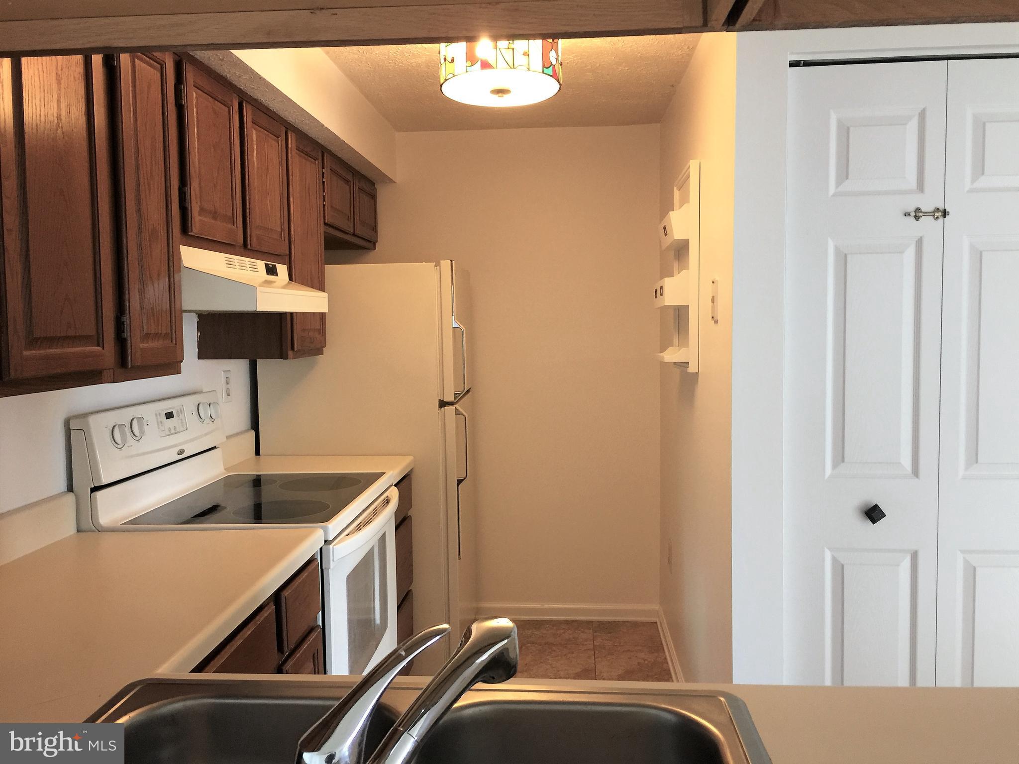 802 Stratford Way, Unit M Frederick, MD 21701 - Photo 7 of 14