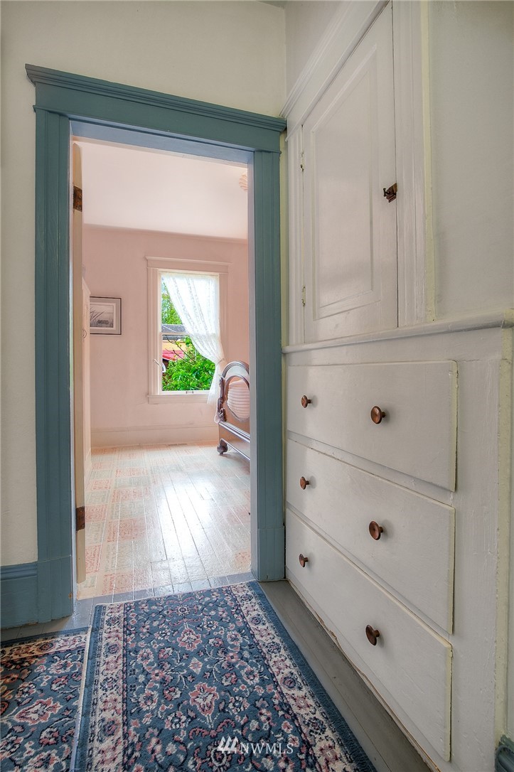 529 19th Avenue Seattle, WA 98122 - Photo 25 of 39 a view of a closet area