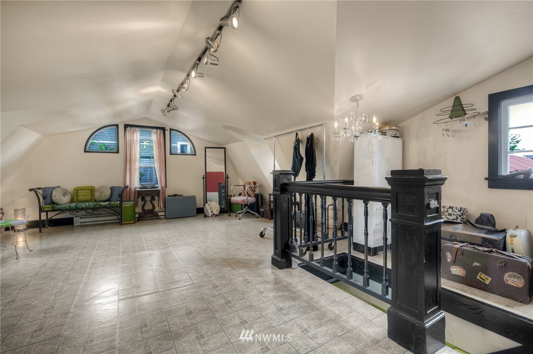 529 19th Avenue Seattle, WA 98122 - Photo 37 of 39 a view of a room with gym equipment