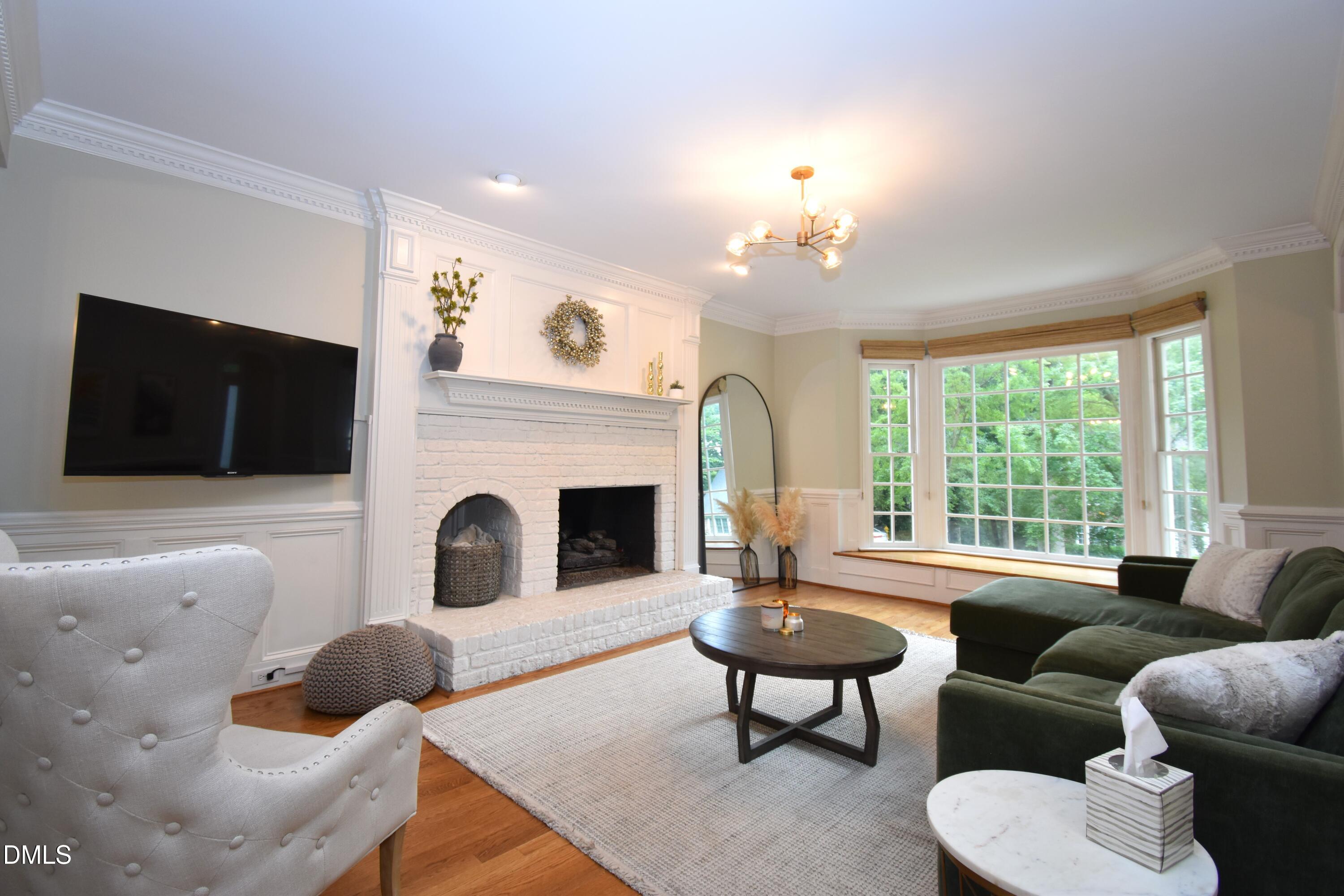 3316 Carrack Court Raleigh, NC 27613 - Photo 17 of 50 Living room