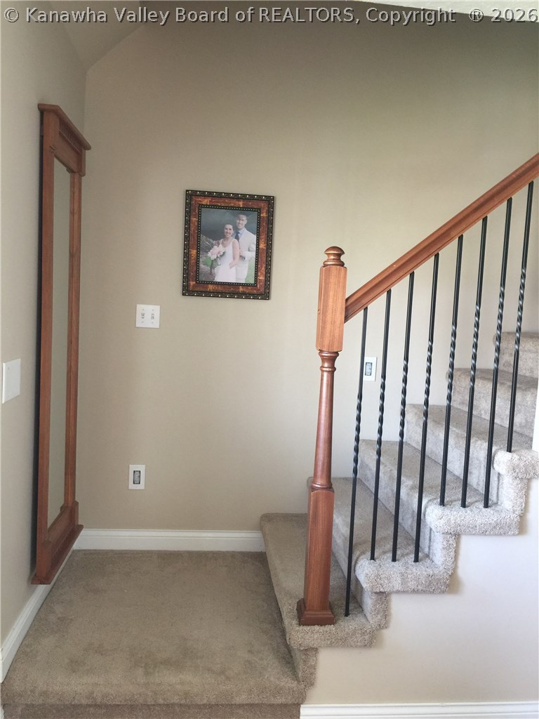 74 Hosanna Way Winfield, WV 25213 - Photo 2 of 27 Gallery Image 2