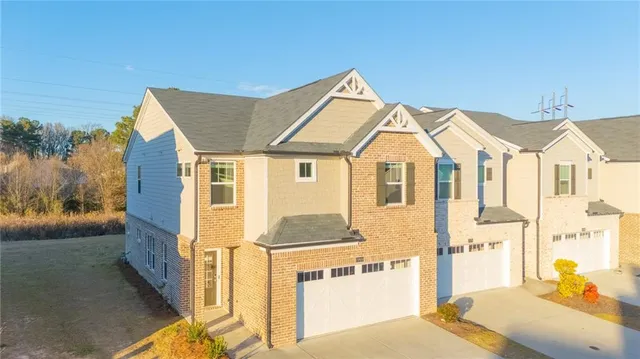 a view of a house with a outdoor space