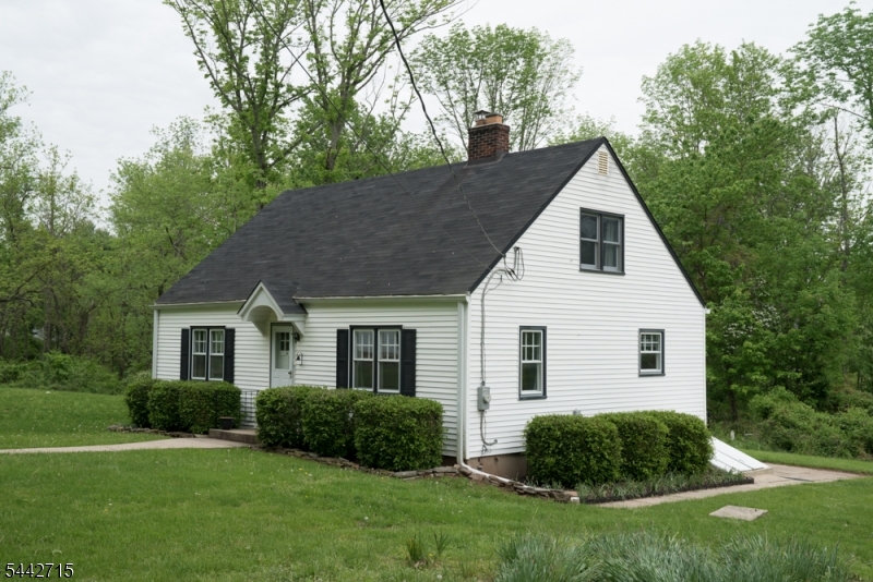 226 Lambertville Headquarters Road Stockton, NJ 08559 - Photo 2 of 23