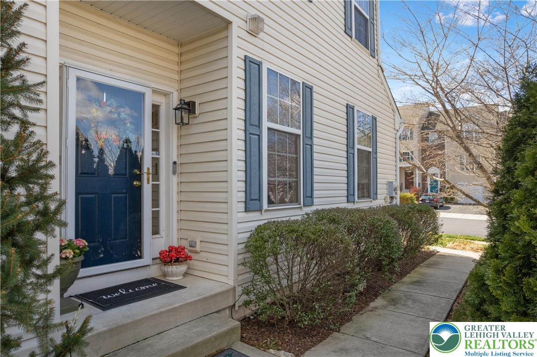 5459 Spring Ridge Drive West Macungie, PA 18062 - Photo 2 of 41