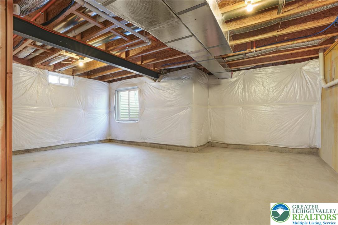 5459 Spring Ridge Drive West Macungie, PA 18062 - Photo 31 of 41