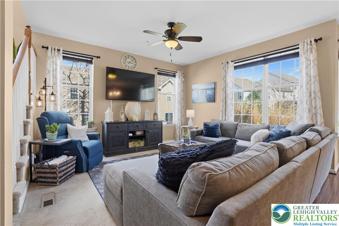 5459 Spring Ridge Drive West Macungie, PA 18062 - Photo 8 of 41