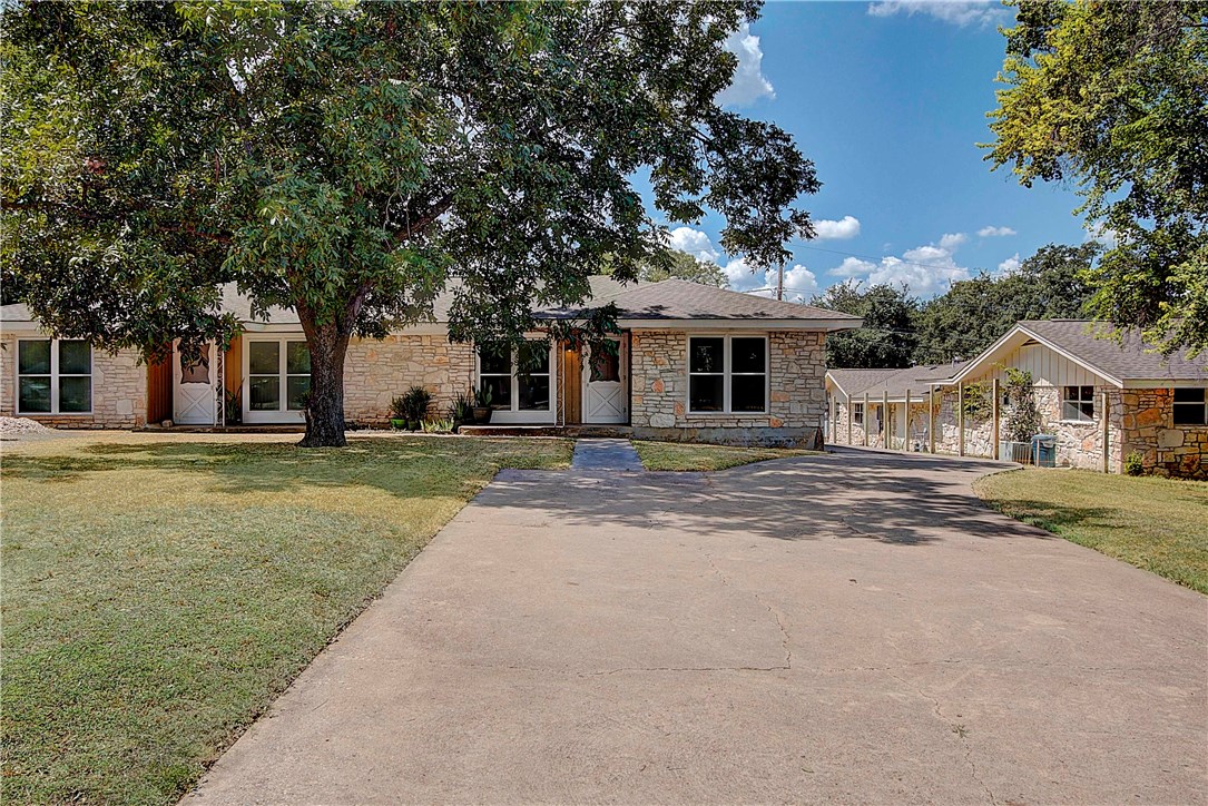 3304 South Pleasant Valley Road Austin, TX 78741 - Photo 1 of 1 Set far back from the quiet street, this duplex is an excellent for an owner occupant or investor.