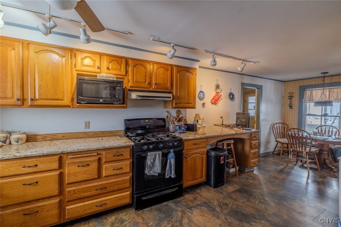 1726 County Rte 15 Sandy Creek, NY 13083 - Photo 11 of 49