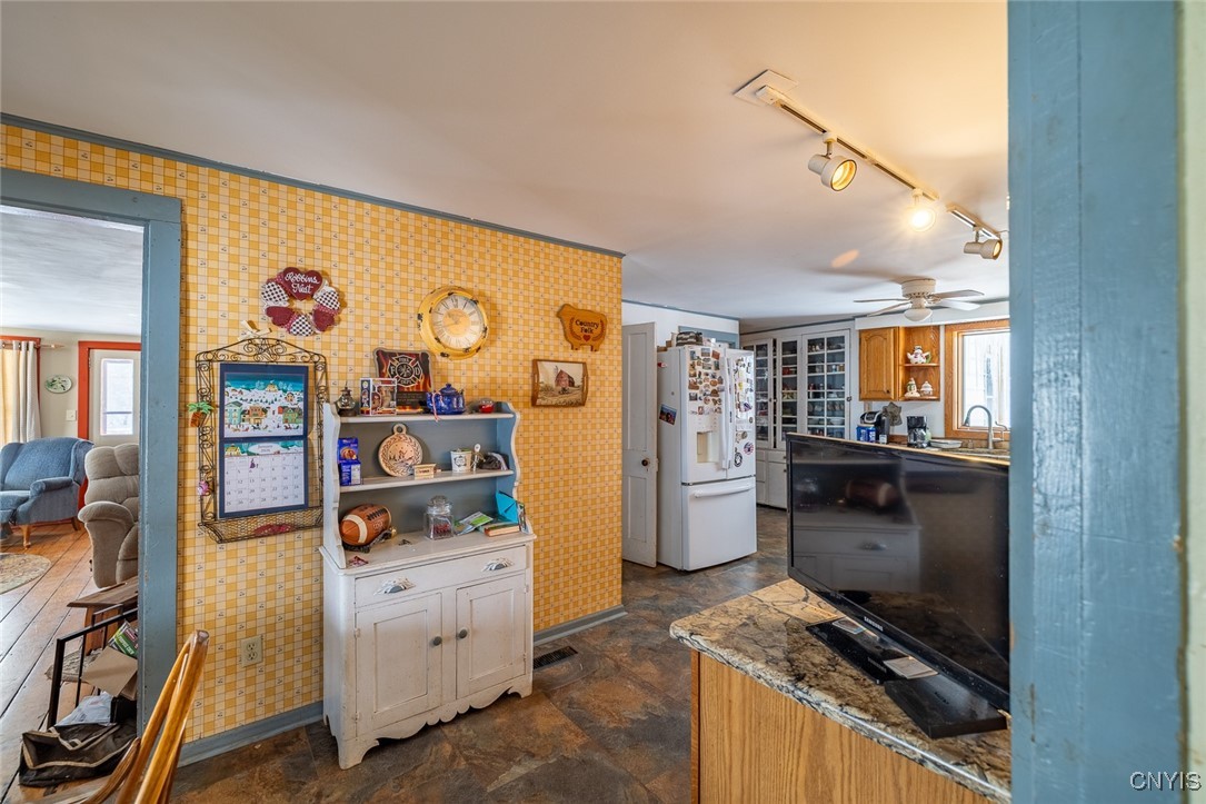 1726 County Rte 15 Sandy Creek, NY 13083 - Photo 12 of 49