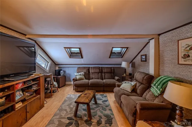 $899,900 | 1726 County Rte 15, Sandy Creek, NY 13083