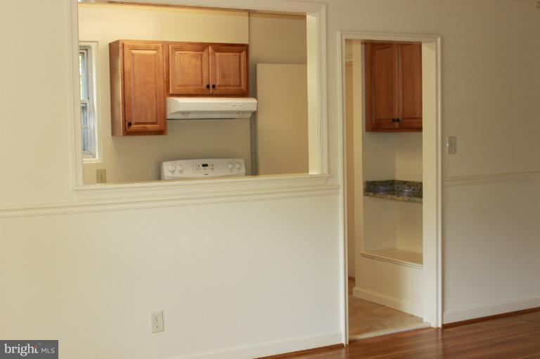 12201 Bond Street Silver Spring, MD 20902 - Photo 5 of 22 Interior (General)