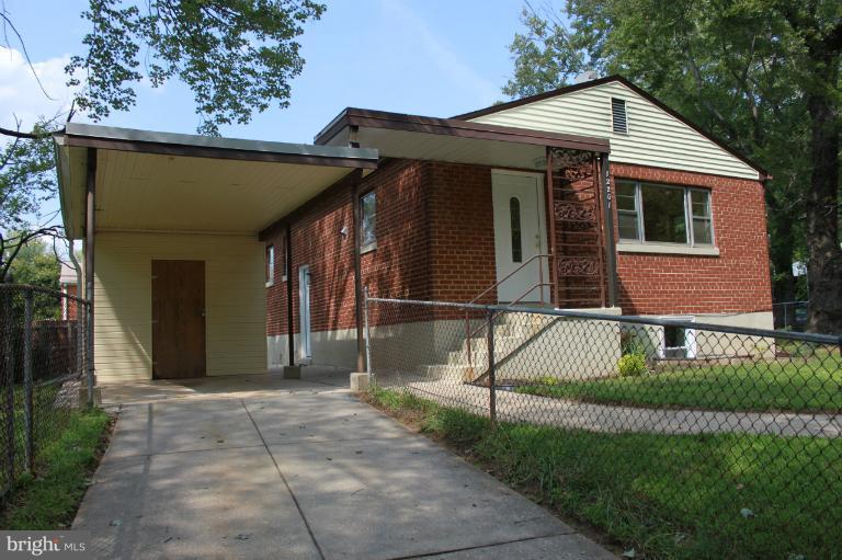 12201 Bond Street Silver Spring, MD 20902 - Photo 9 of 22 Exterior (Front)
