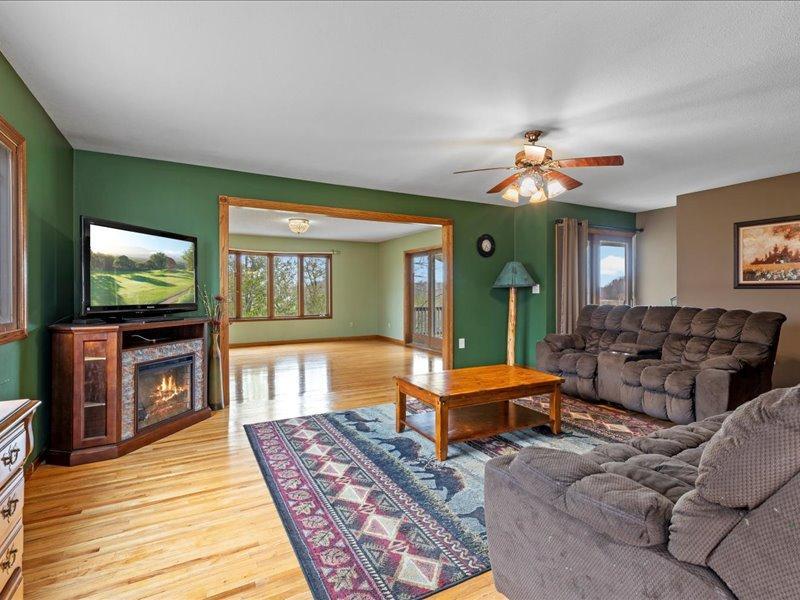 10047 County Road 8 Brainerd, MN 56401 - Photo 16 of 33
