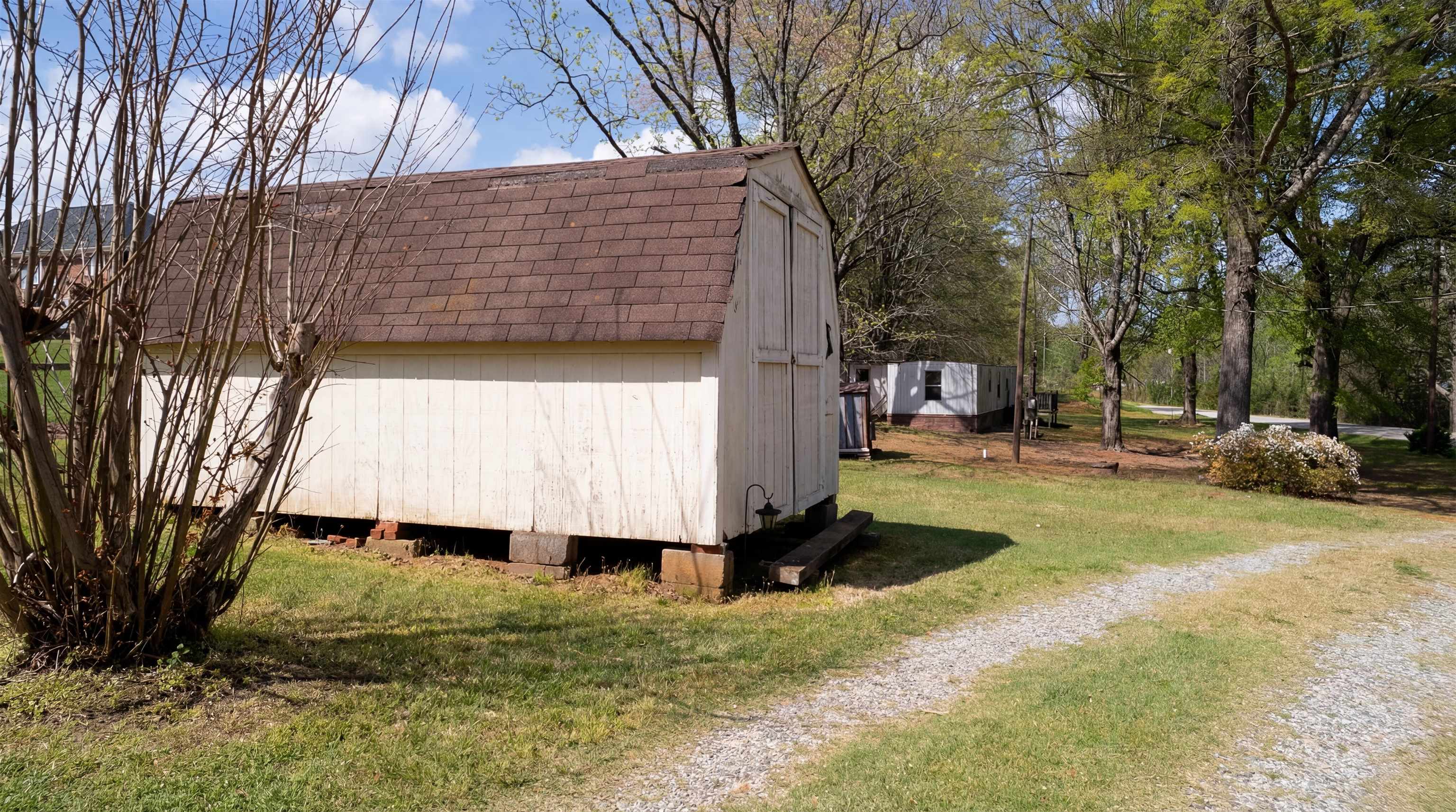 1360 Old Mill Road Campobello, SC 29322 - Photo 6 of 24