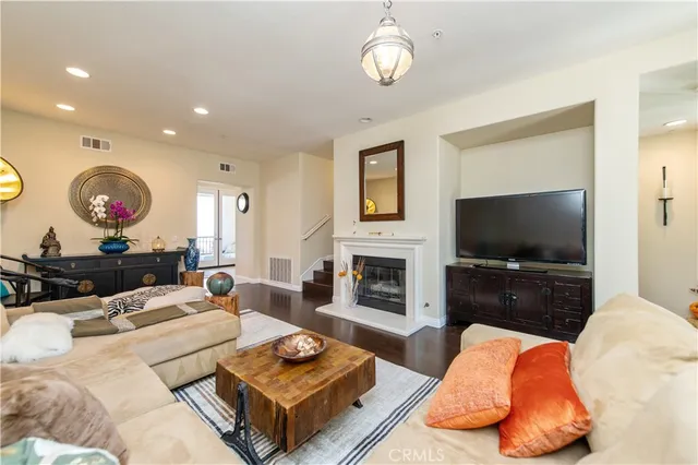 $1,498,888 | 23 Seasons, Irvine, CA 92603