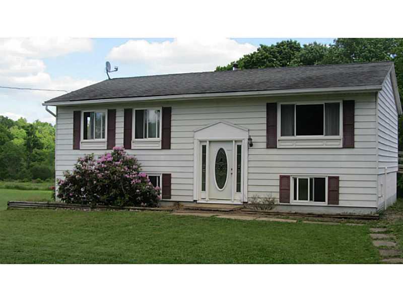204 Fleming Road Grove City, PA 16127 - Photo 1 of 8 Exterior Front.
