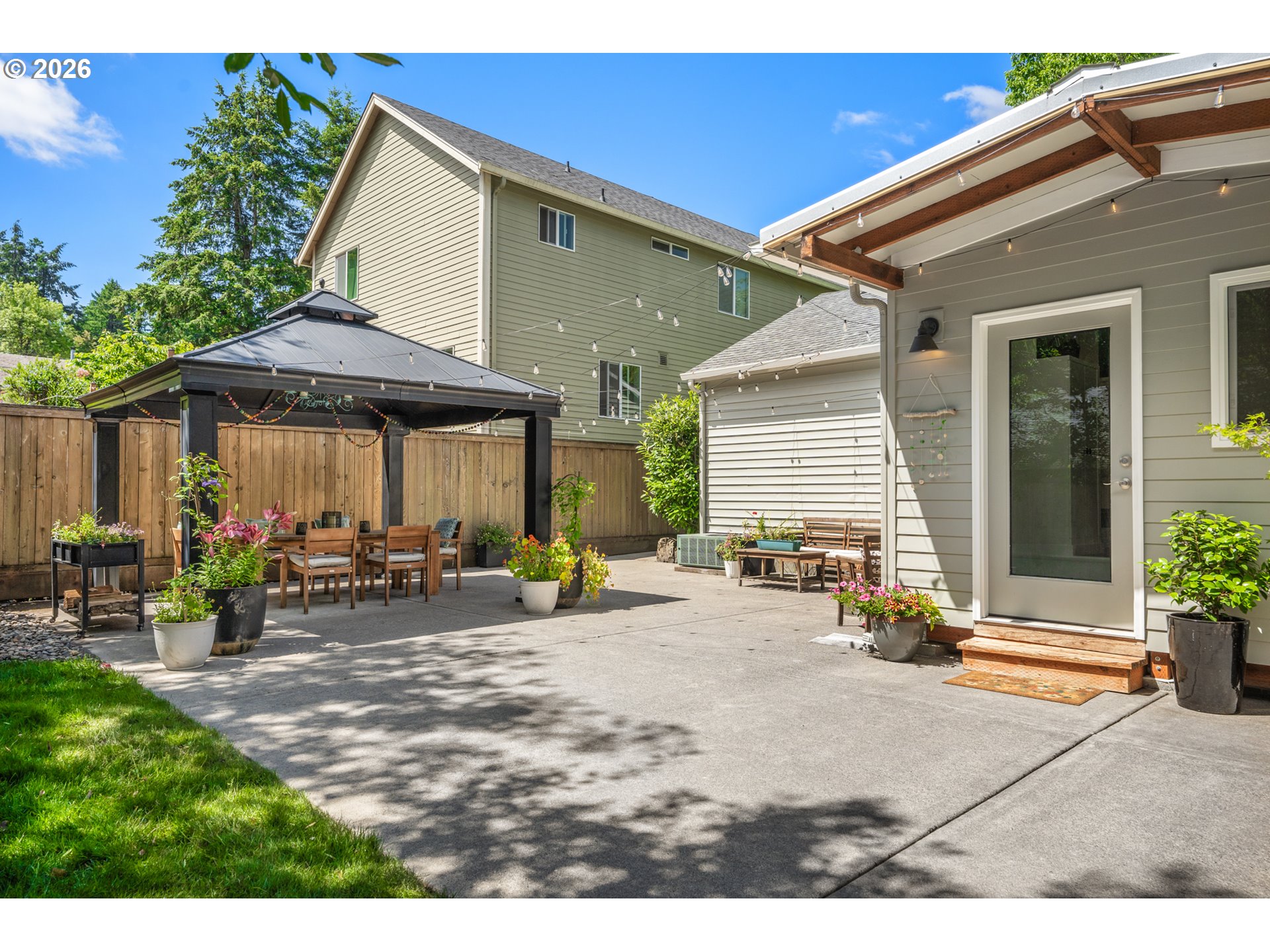11410 Southwest 47th Avenue Portland, OR 97219 - Photo 29 of 37