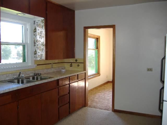 110 6th Street Cheney, WA 99004 - Photo 3 of 9