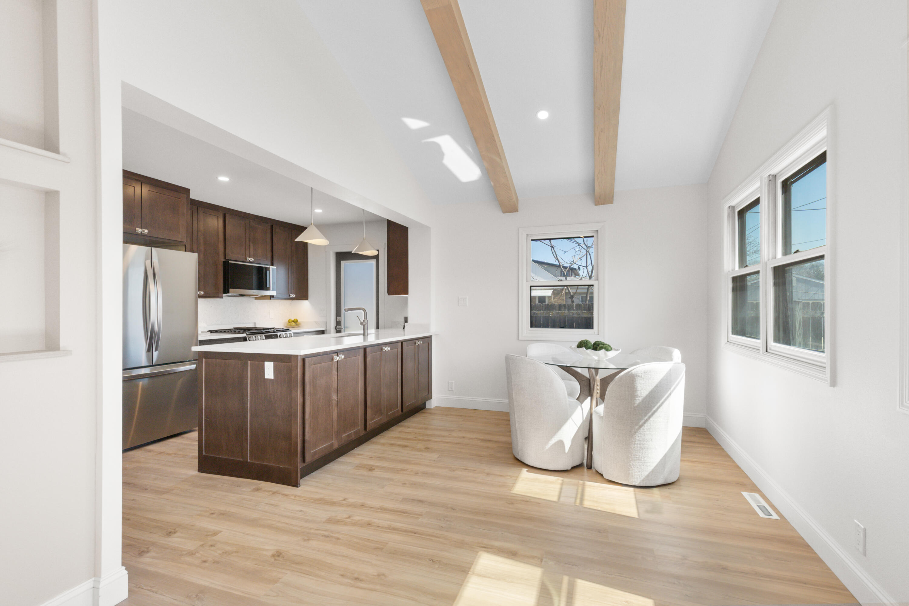 483 East Morgan Avenue Milwaukee, WI 53207 - Photo 11 of 21 Kitchen Dining
