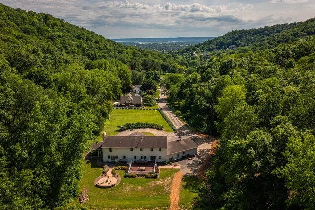 $995,000 | N2194 Valley Road, Shelby, WI 54601