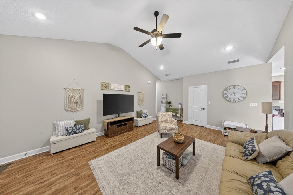 2450 Dasher Johnson Road Valdosta, GA 31606 - Photo 7 of 44 Gallery Image 7
