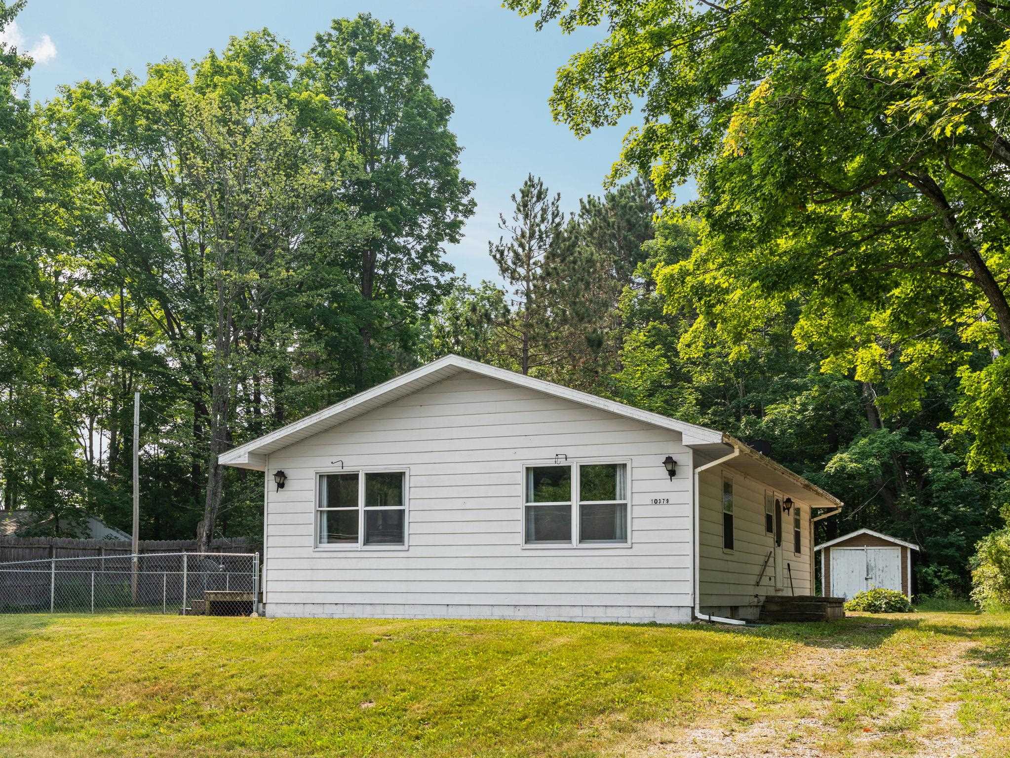 10379 Diamond Park Road Interlochen, MI 49643 - Photo 6 of 22