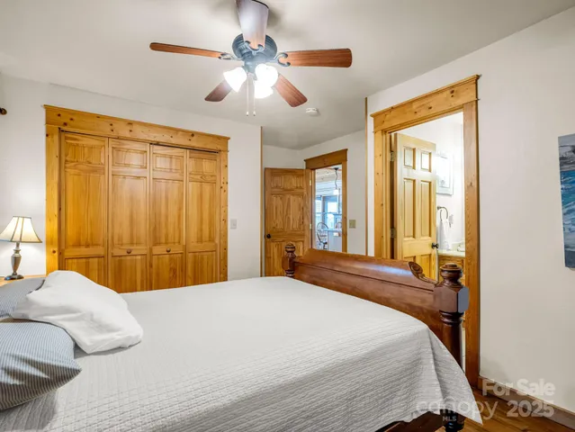 $669,000 | 161 Scenic Wolf Drive, Mars Hill, NC 28754