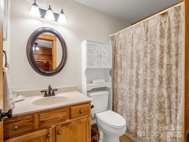 $669,000 | 161 Scenic Wolf Drive, Mars Hill, NC 28754