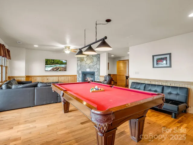 $669,000 | 161 Scenic Wolf Drive, Mars Hill, NC 28754