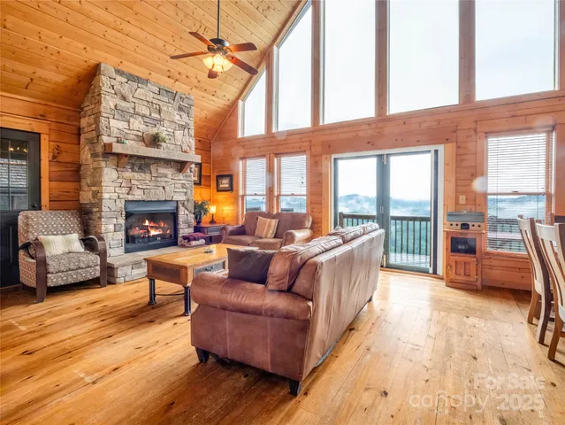 $669,000 | 161 Scenic Wolf Drive, Mars Hill, NC 28754