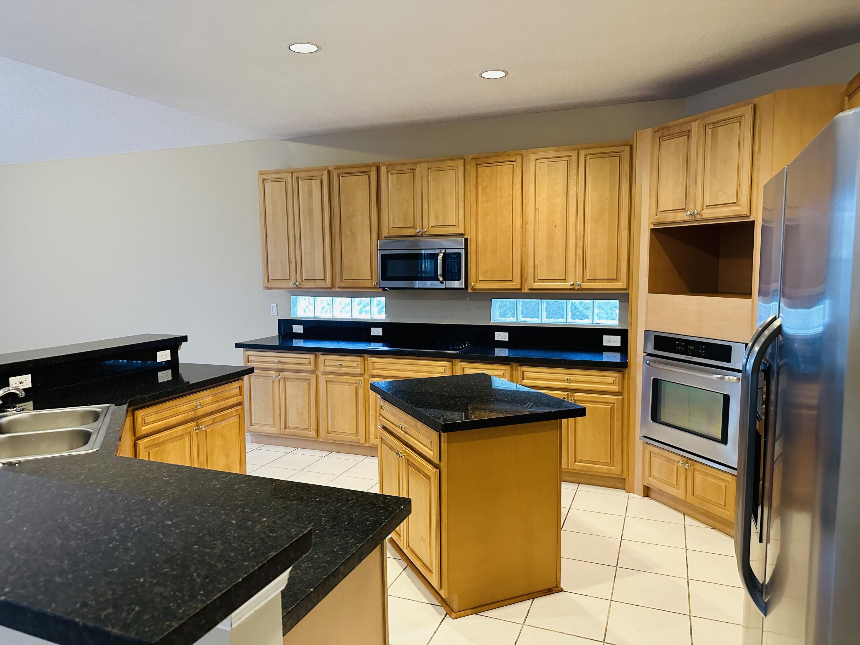 12685 Torbay Drive Boca Raton, FL 33428 - Photo 5 of 28 IMG_5312