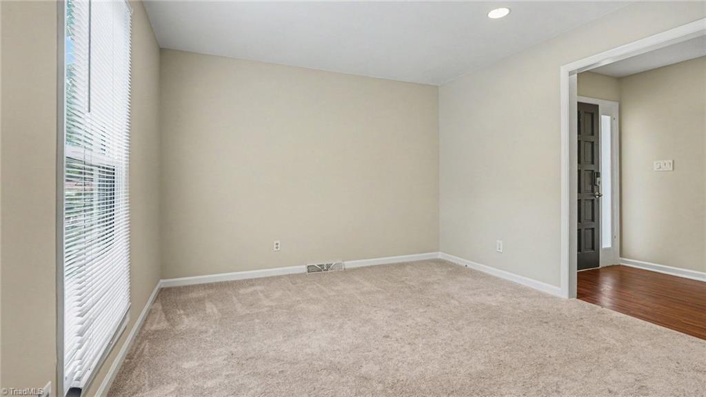 6594 Riverwood Road Walkertown, NC 27051 - Photo 12 of 30