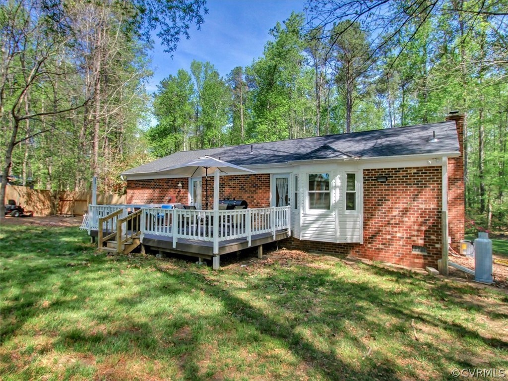 12113 Bundle Road Chesterfield, VA 23838 - Photo 24 of 25 Alternate view of back deck.