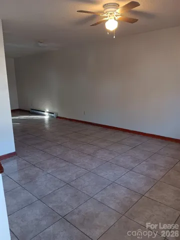 $995 | 305 Kristin Lane, Unit 2, Hudson, NC 28638