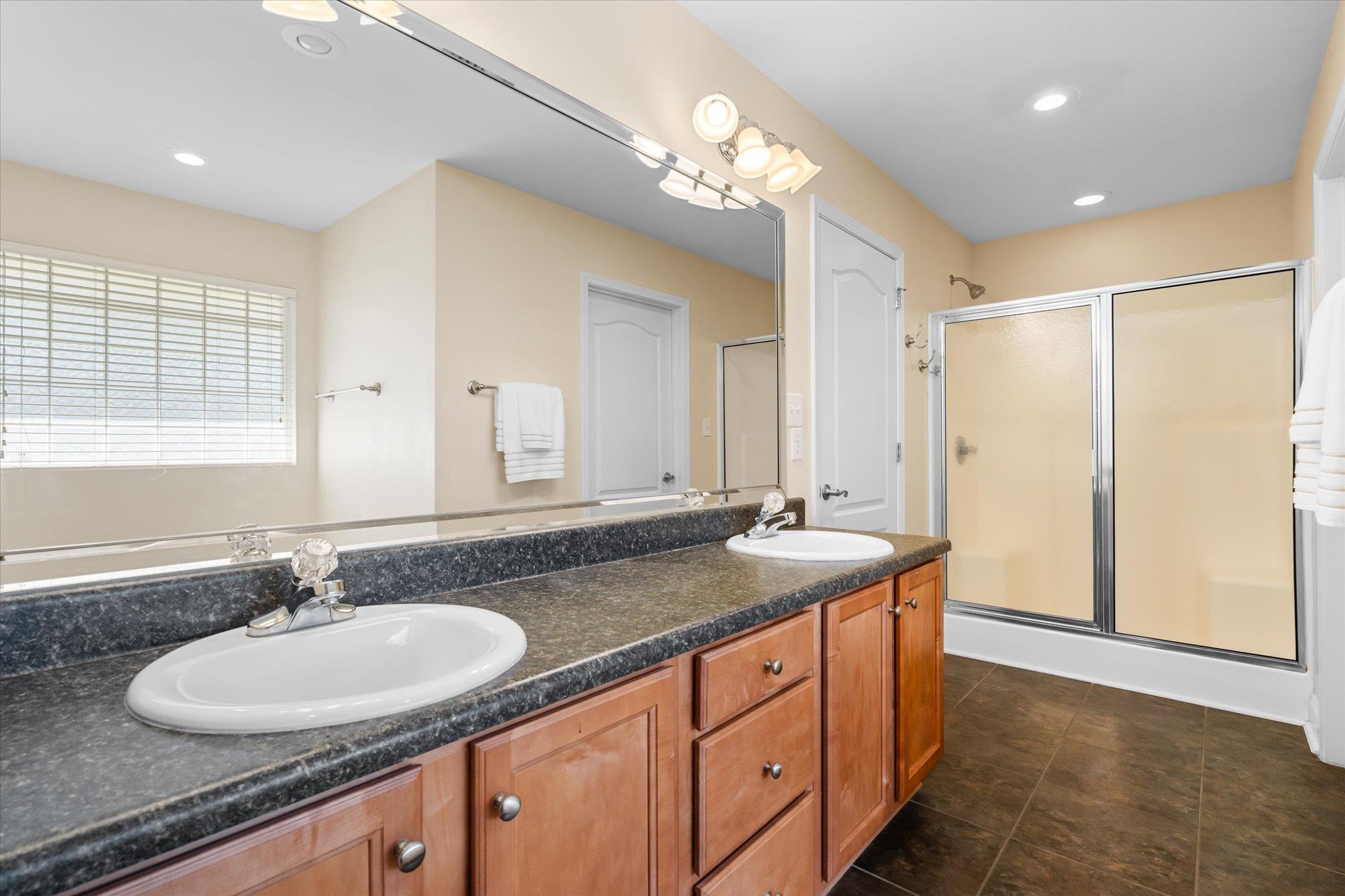 27712 Rileywood Drive Daphne, AL 36526 - Photo 15 of 45 Primary Bathroom