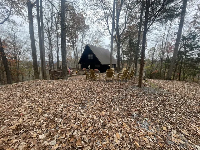 $579,900 | 2029 Holly Creek Road, Celina, TN 38551