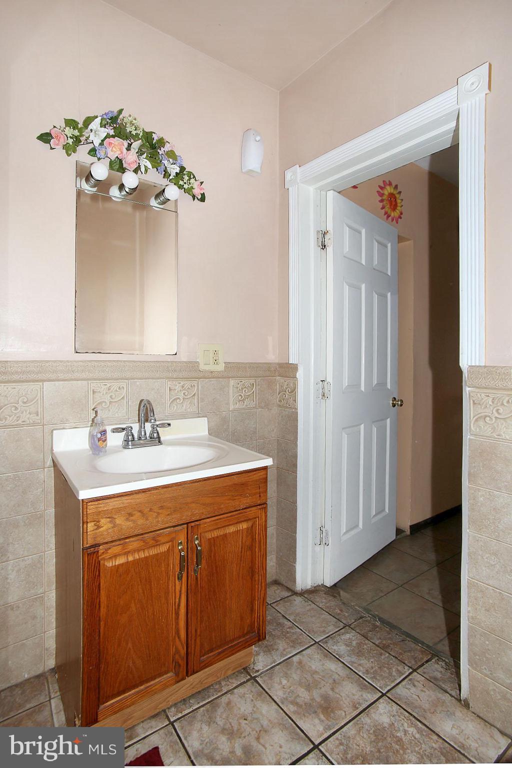 902 Quentin Road Lebanon, PA 17042 - Photo 11 of 53 Gallery Image 11
