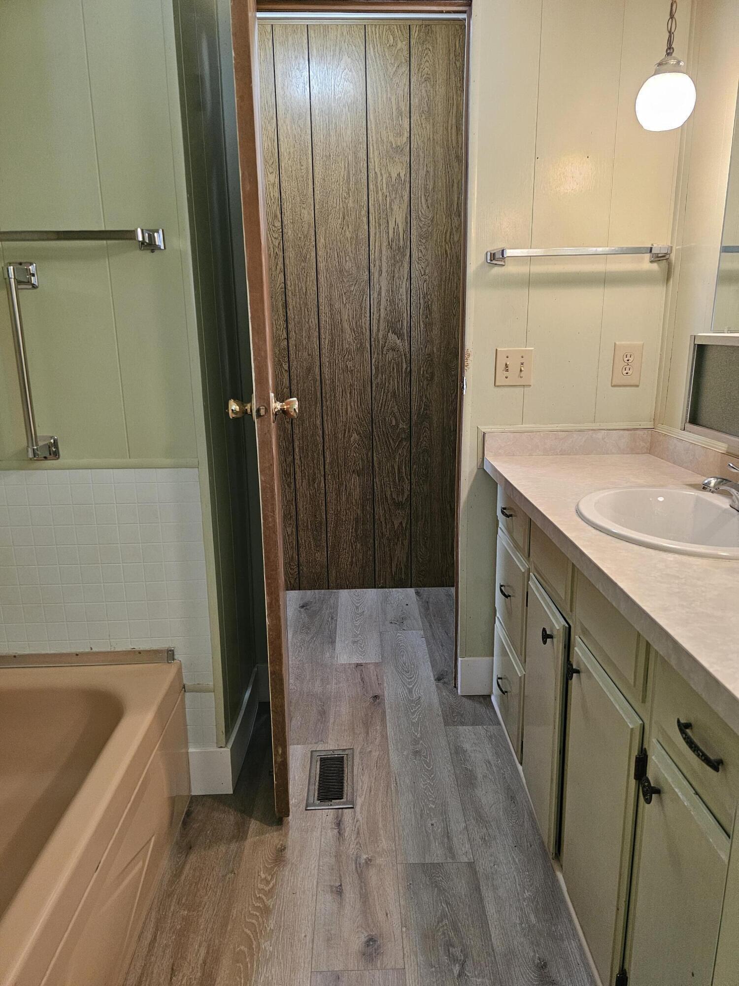 3955 South Stage Road, Unit 19 Medford, OR 97501 - Photo 15 of 22 20240924_084247