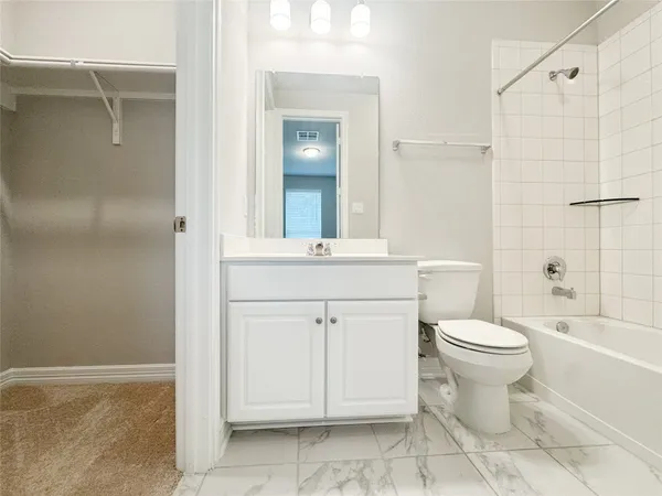 $2,200 | 9503 Towne Lake Parkway, Cypress, TX 77433