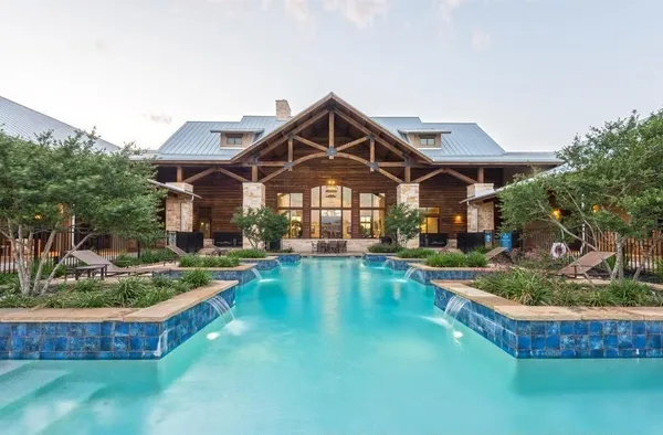 $2,200 | 9503 Towne Lake Parkway, Cypress, TX 77433