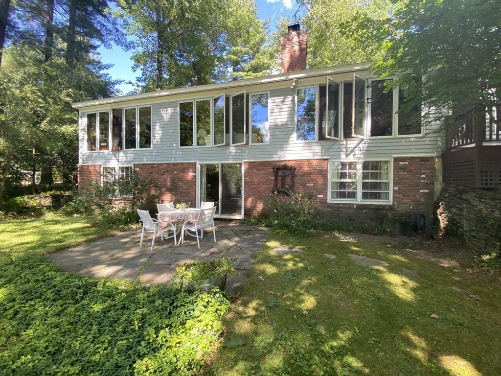 129 Heatherstone Road Amherst, MA 01002 - Photo 36 of 42