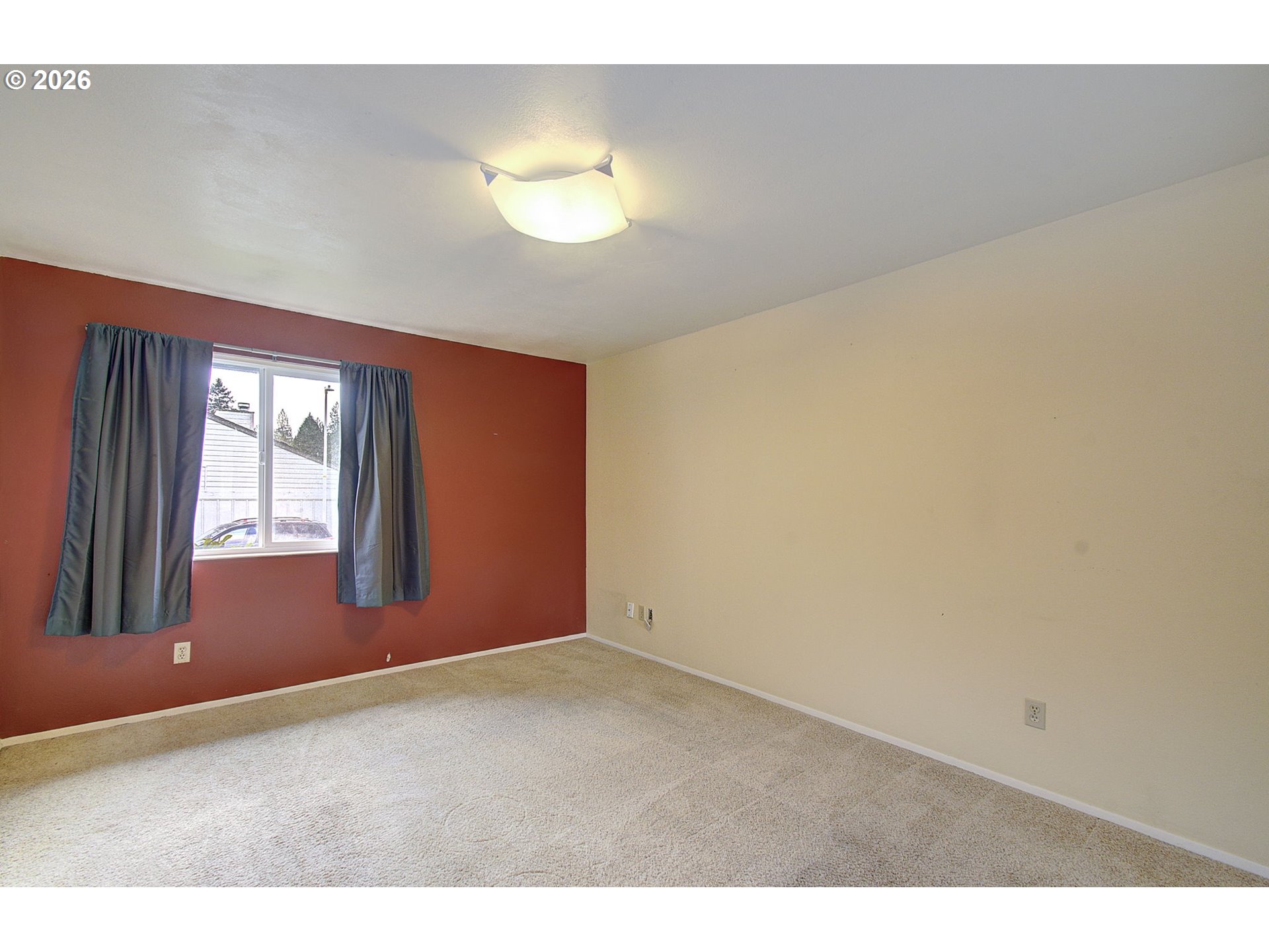 804 Northwest 132nd Street, Unit B Vancouver, WA 98685 - Photo 16 of 28 Primary Bedroom